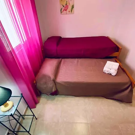 شقة “smile Nerja” Chic With Wifi, 4 Guests نيرخا