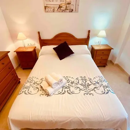 “smile Nerja” Chic With Wifi, 4 Guests Apartment Nerja