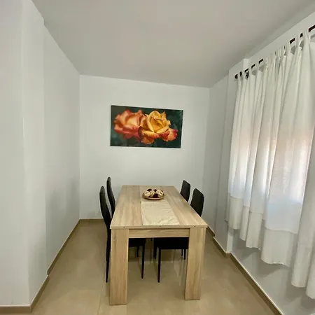 “smile Nerja” Chic With Wifi, 4 Guests