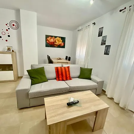 “smile Nerja” Chic With Wifi, 4 Guests