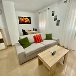 “smile Nerja” Chic With Wifi, 4 Guests Διαμέρισμα