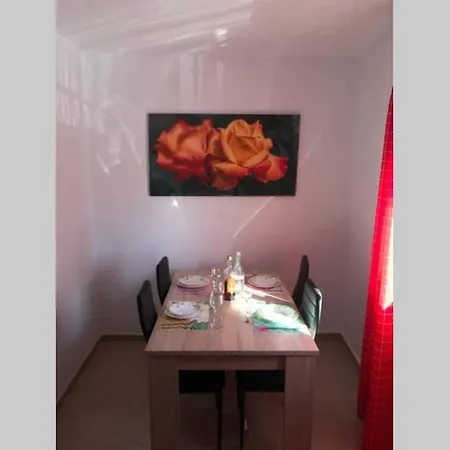 “smile Nerja” Chic With Wifi, 4 Guests * Nerja