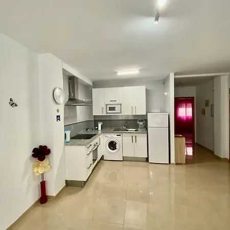 “smile Nerja” Chic With Wifi, 4 Guests * Nerja