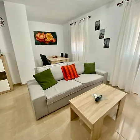 “smile Nerja” Chic With Wifi, 4 Guests Appartamento