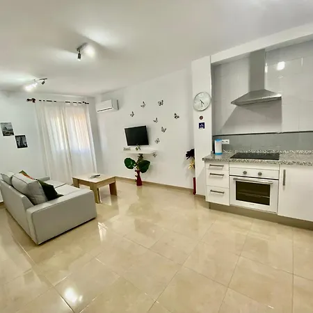 “smile Nerja” Chic With Wifi, 4 Guests *
