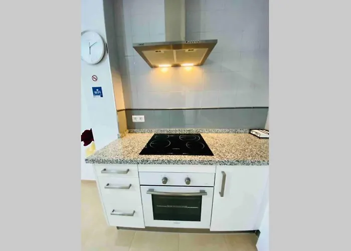 Διαμέρισμα “smile Nerja” Chic With Wifi, 4 Guests Nerja