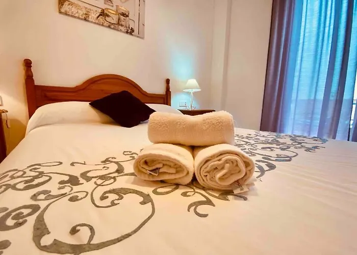 “smile Nerja” Chic With Wifi, 4 Guests *