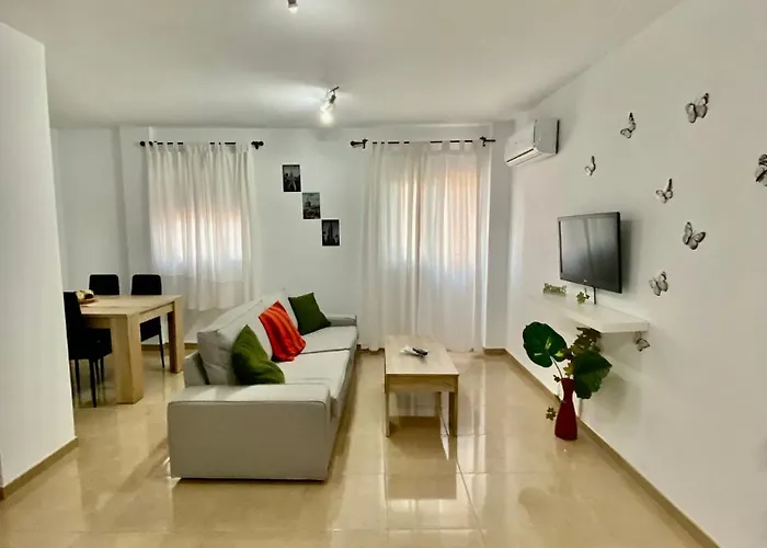 “smile Nerja” Chic With Wifi, 4 Guests Nerja