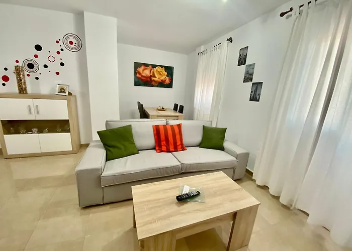 “smile Nerja” Chic With Wifi, 4 Guests