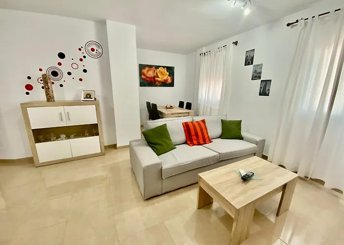 “smile Nerja” Chic With Wifi, 4 Guests