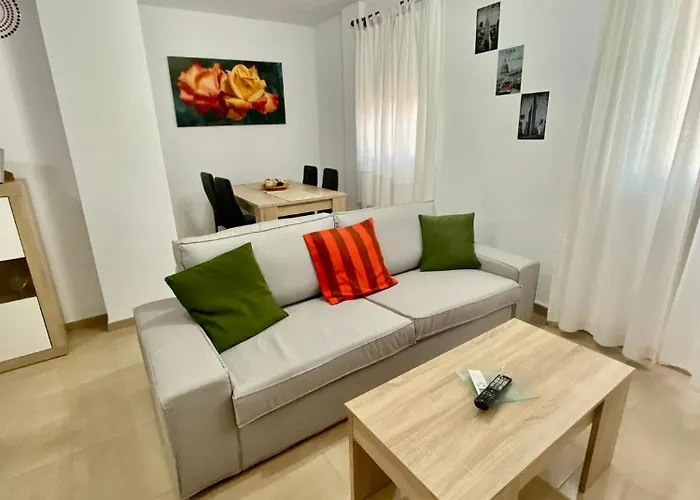 “smile Nerja” Chic With Wifi, 4 Guests Διαμέρισμα