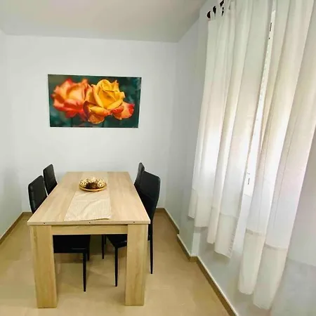 “smile Nerja” Chic With Wifi, 4 Guests Appartement *