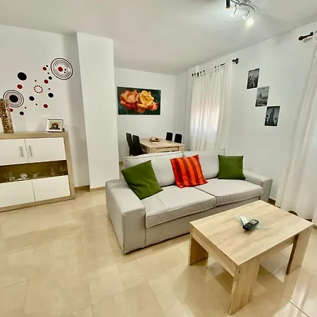 “smile Nerja” Chic With Wifi, 4 Guests